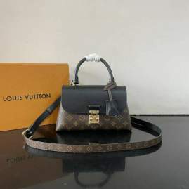 Picture of Louis Vuitton Handbags _SKUfw230105200fw